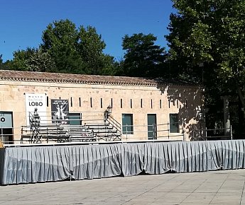 Escenario formato mediano