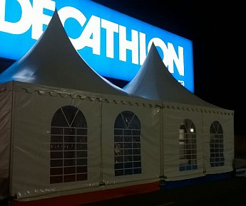 Semi-detached tents with 