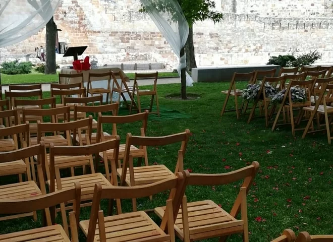 Wedding in the Castle Gardens (Zamora)